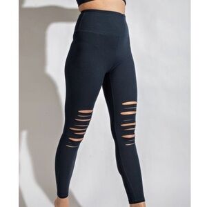 🖤 Mono B High-Waisted Ripped Leggings